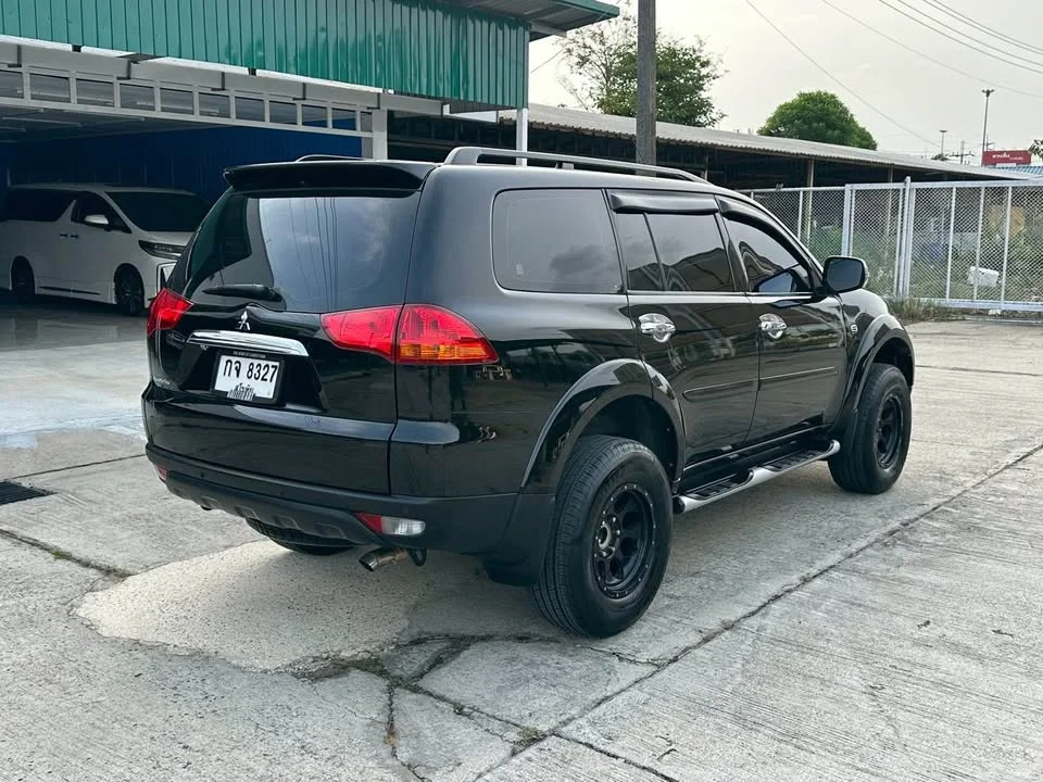 2013 Mitsubishi Pajero Sport II 3