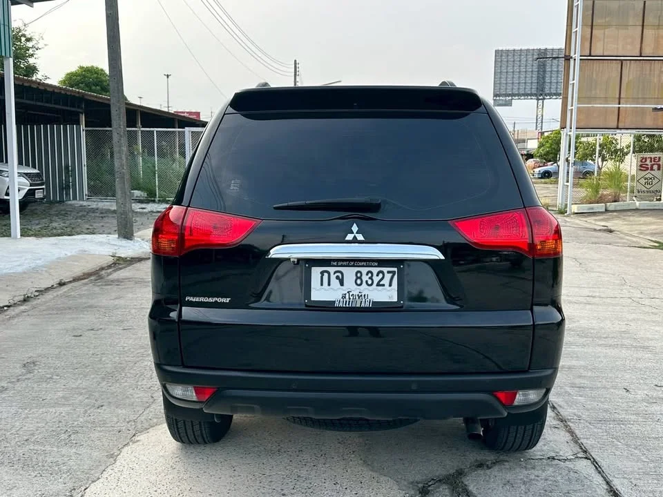 2013 Mitsubishi Pajero Sport II 2