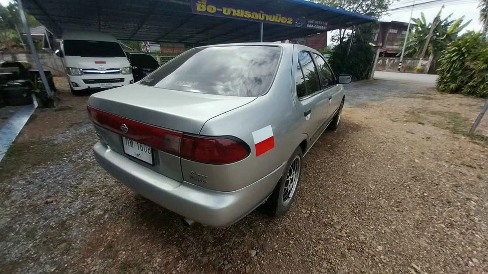 1995 Nissan Sunny IV 3