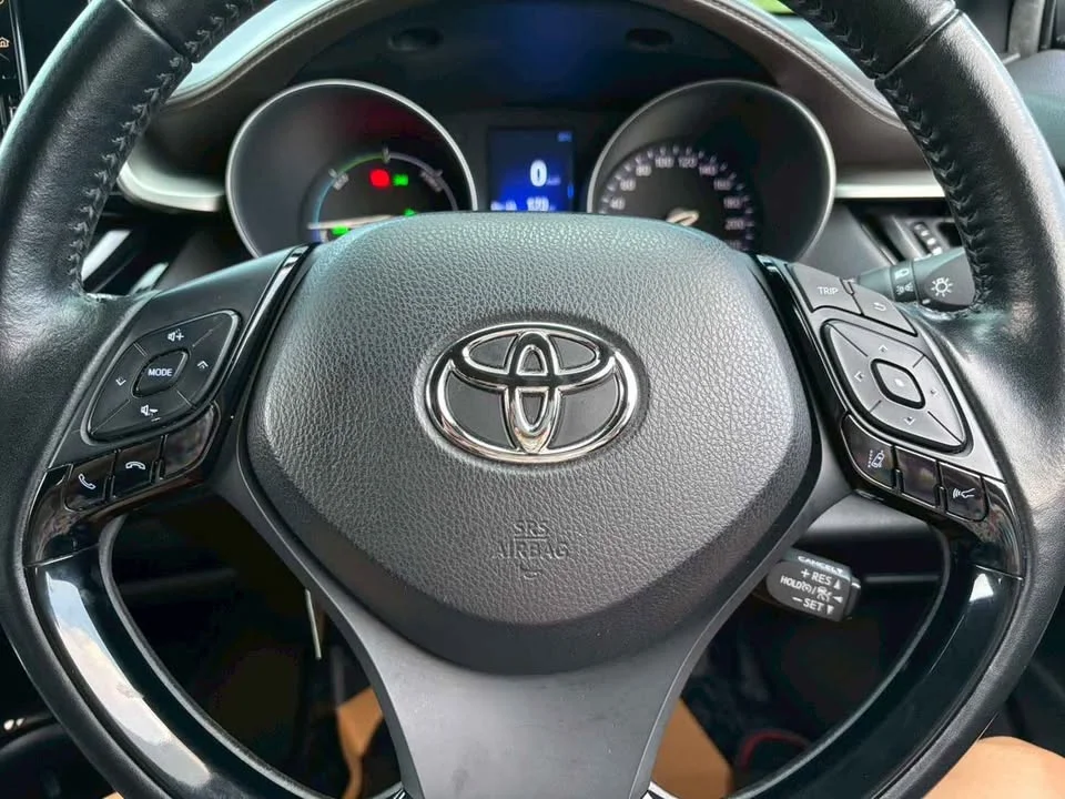 2018 Toyota C-HR I 2