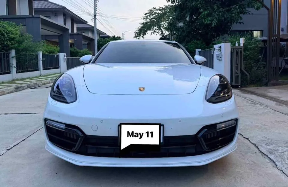 2017 Porsche Panamera II 2