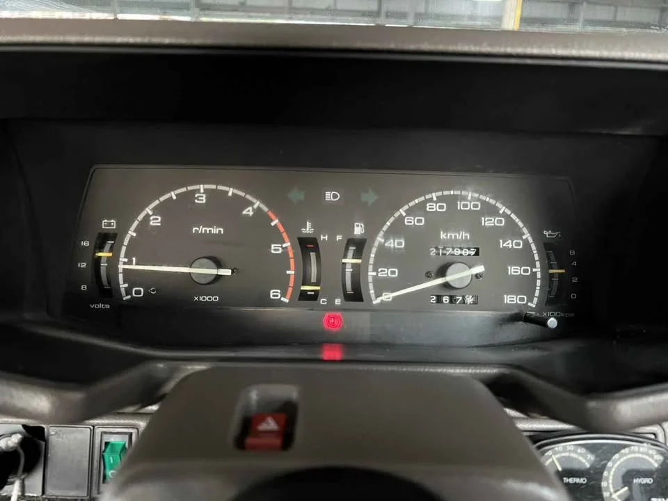 1992 Isuzu TFR III 3