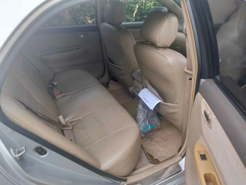 2002 Toyota Corolla Altis IX (E120) 3
