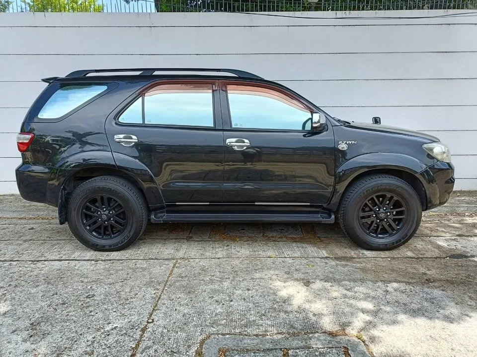 2009 Toyota Fortuner I 2