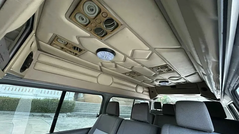 2004 Nissan Urvan V (E25) 2