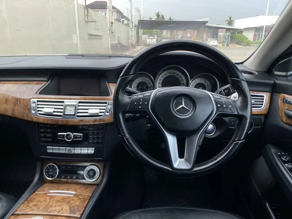 2012 Benz CLS-Class C218 3