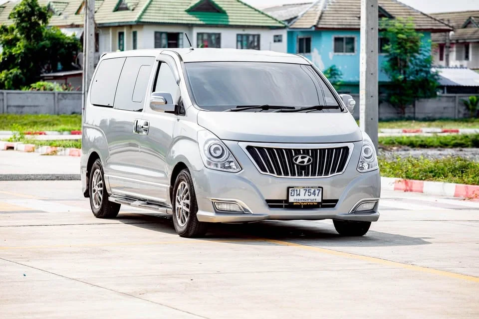 2011 Hyundai H-1 II 3