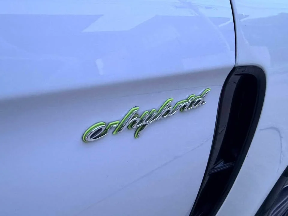 2017 Porsche Panamera II 2
