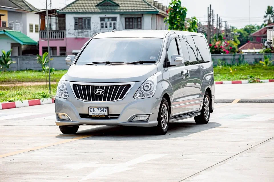 2011 Hyundai H-1 II 2