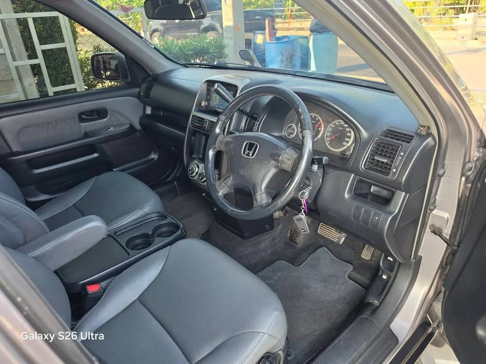 2003 Honda CR-V II 2