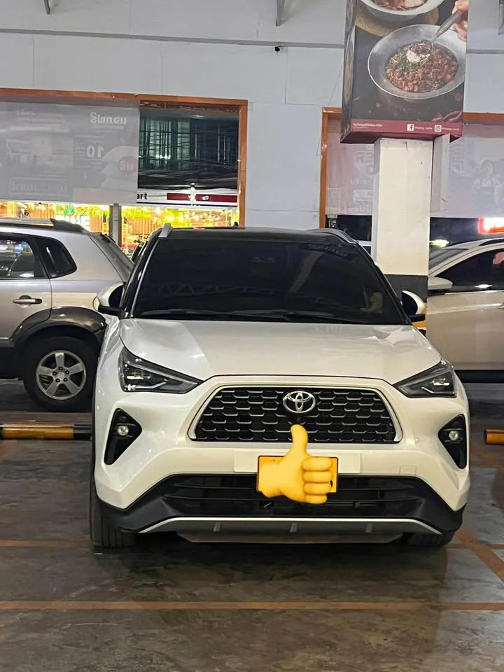 2025 Toyota Yaris Cross AC200 2