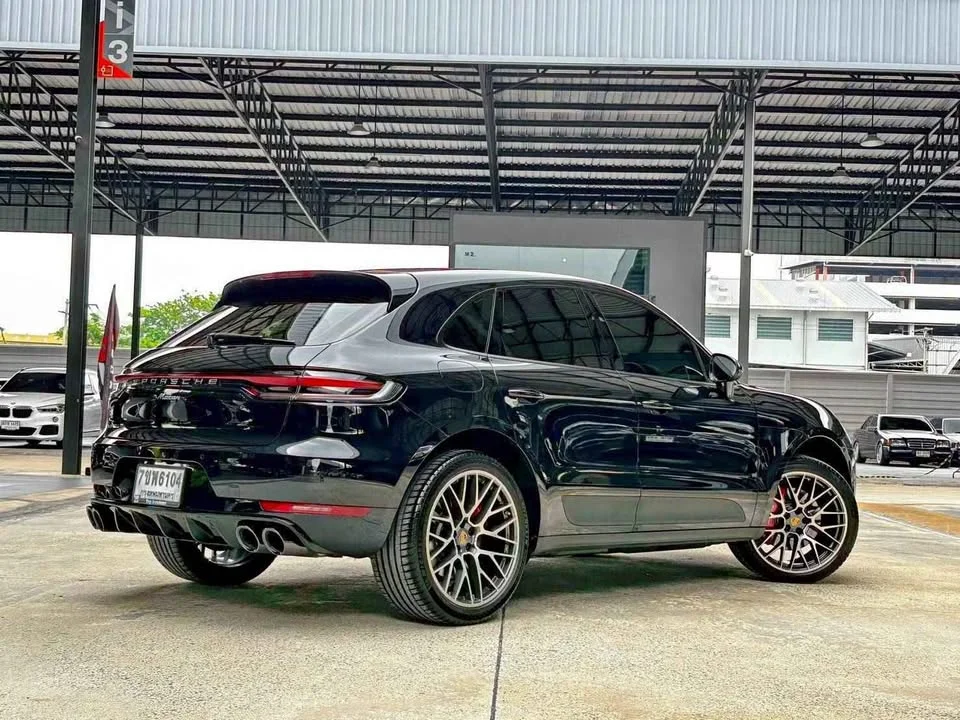 2020 Porsche Macan I 3