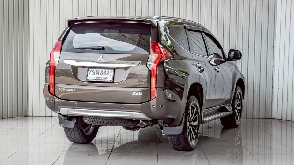 2016 Mitsubishi Pajero Sport III 2