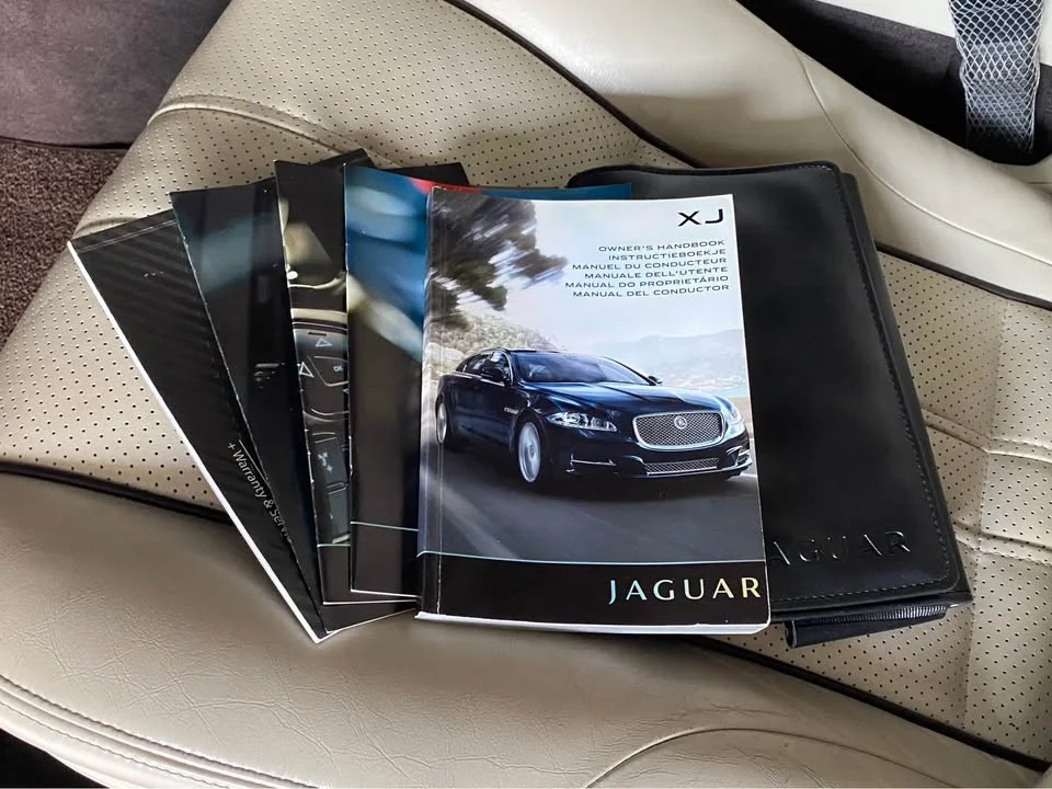 2011 Jaguar XJ X351 2