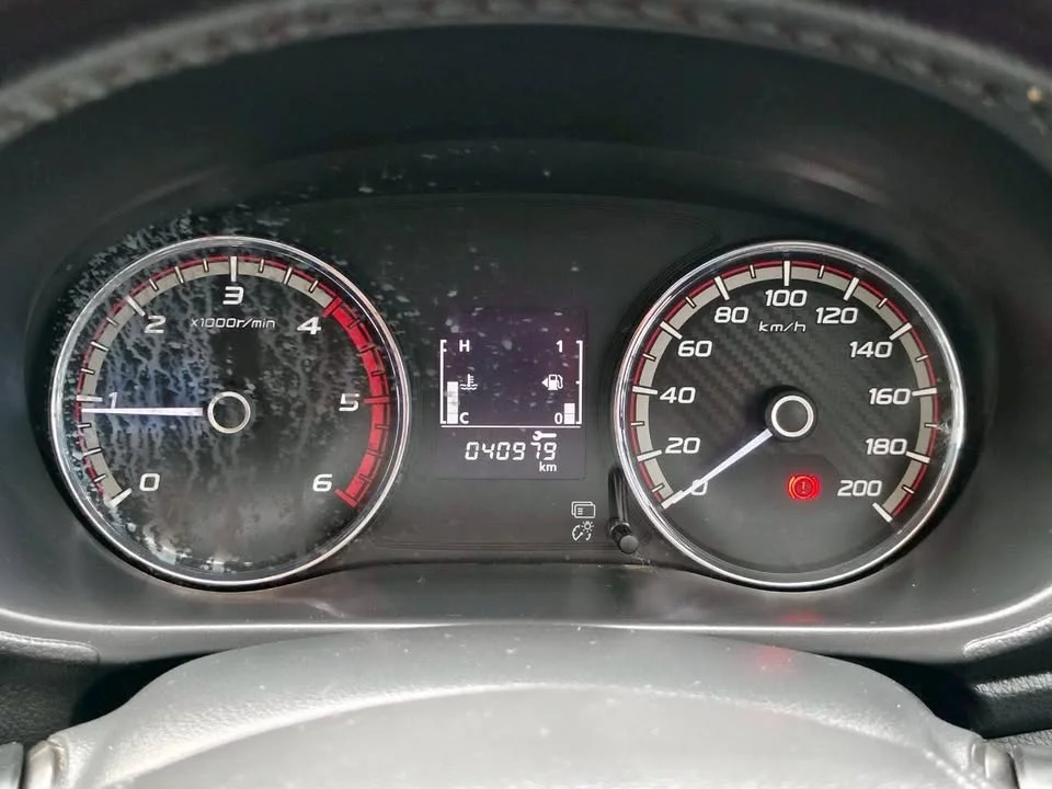 2021 Mitsubishi Triton V 3