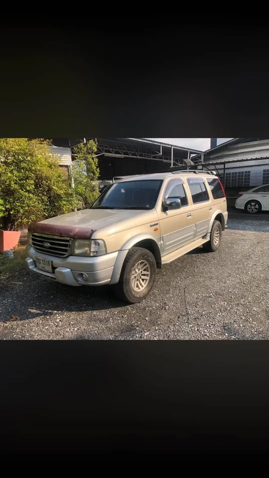 2004 Ford Everest I 3