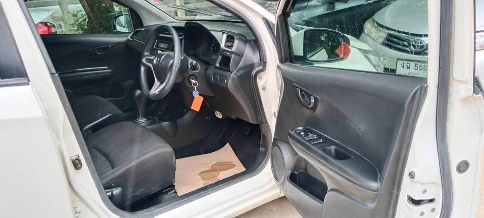 2017 Honda Mobilio II 3