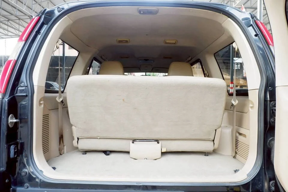 2010 Ford Everest I 3