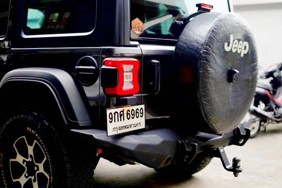 2022 Jeep Wrangler JL 3