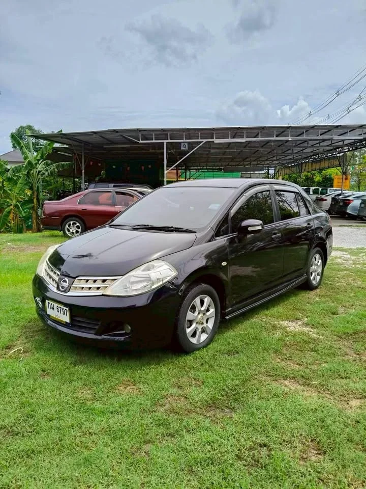 2010 Nissan Tiida I (C11) 3