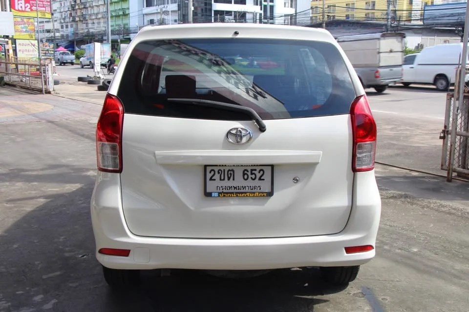 2014 Toyota Avanza II 3