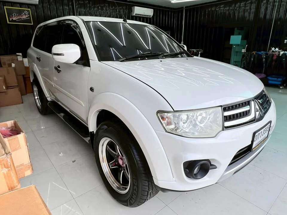 2014 Mitsubishi Pajero Sport II 3