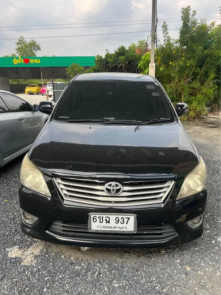 2012 Toyota Innova I 3