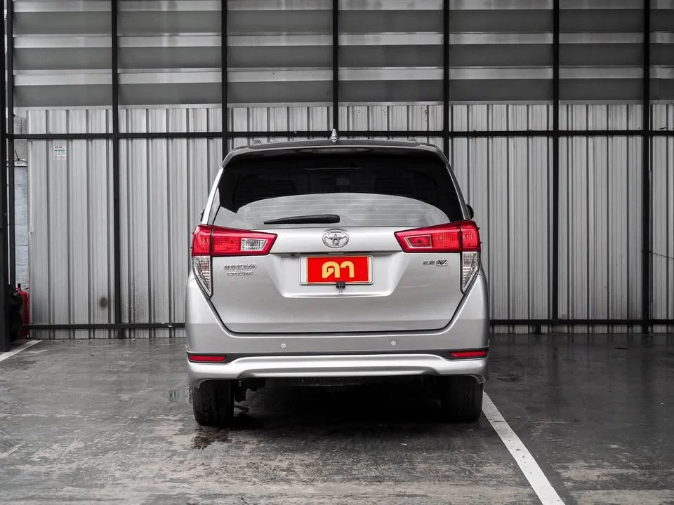 2019 Toyota Innova II 3