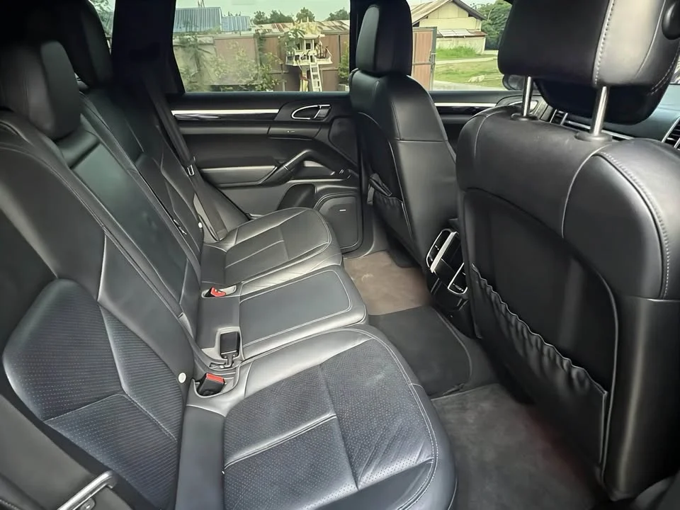 2013 Porsche Cayenne II 2
