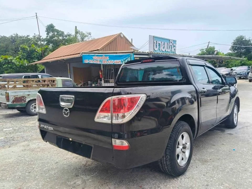 2013 Mazda BT-Series II 2