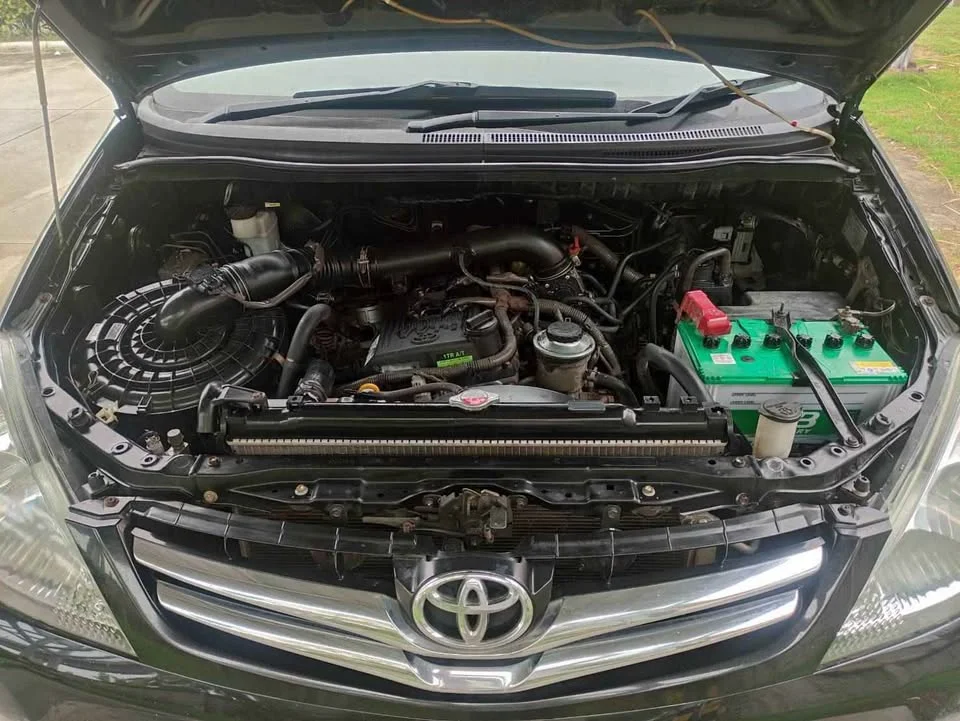 2010 Toyota Innova I 3