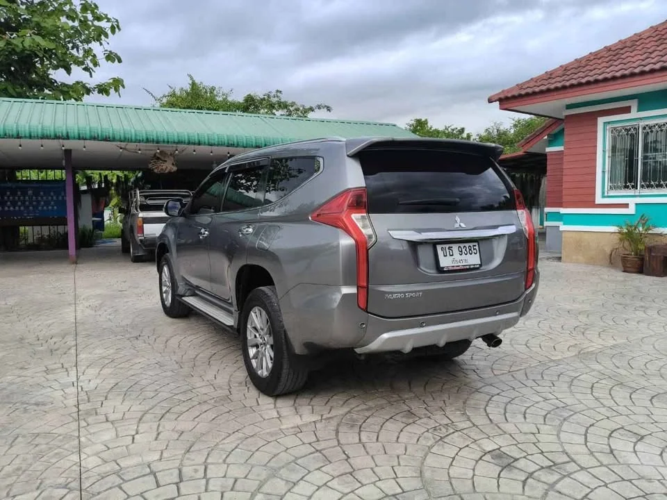 2016 Mitsubishi Pajero Sport III 3