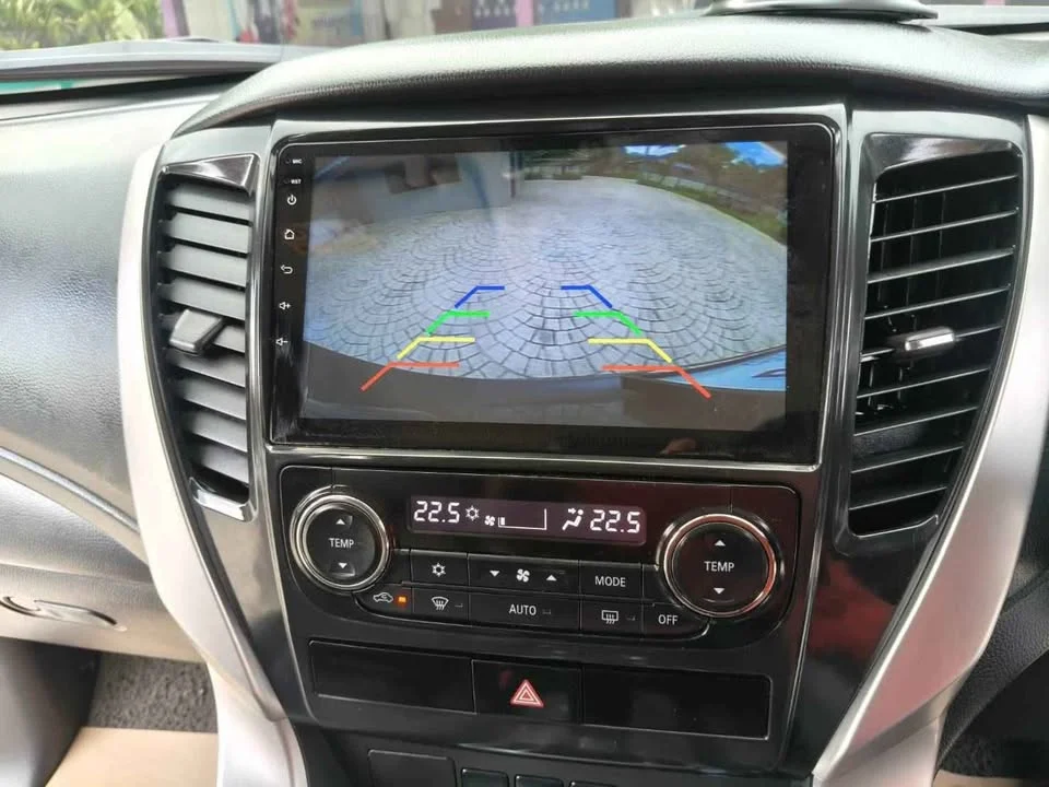 2016 Mitsubishi Pajero Sport III 2