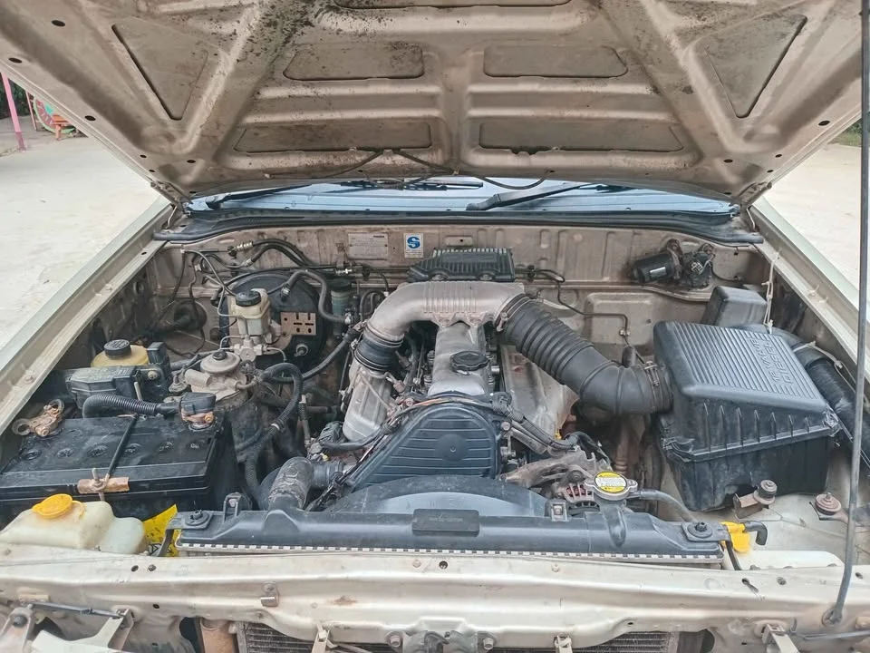 2006 Mazda 2500 Fighter V 3