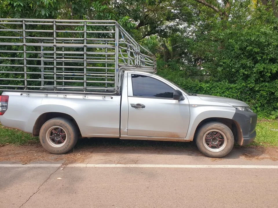 2022 Mitsubishi Triton V 3