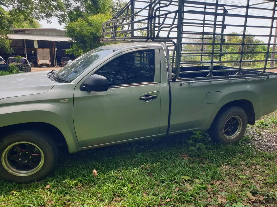 2022 Mitsubishi Triton V 2