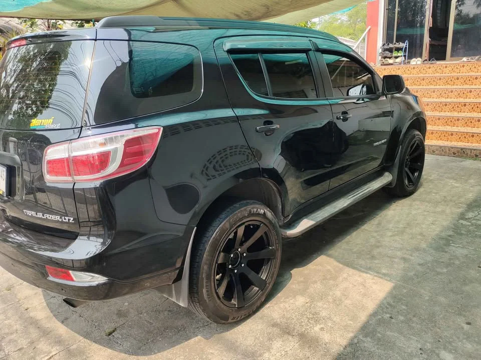 2013 Chevrolet TrailBlazer II 2