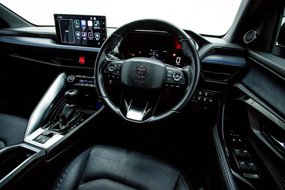 2025 Toyota Yaris Cross AC200 2