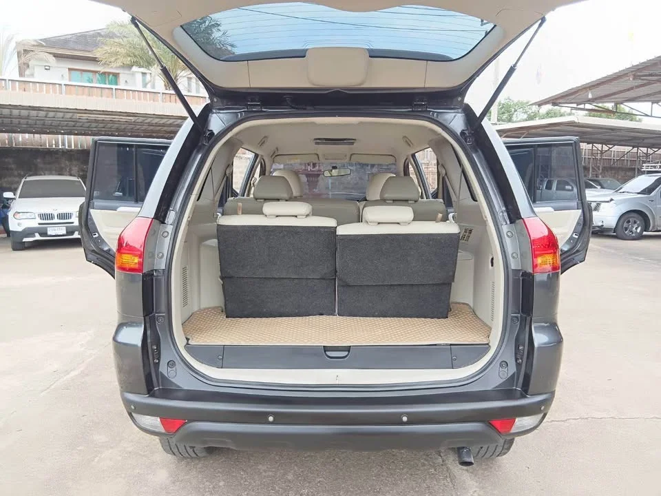 2011 Mitsubishi Pajero Sport II 3