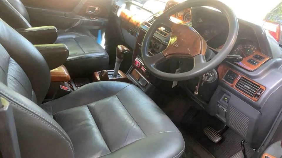 1996 Mitsubishi Pajero II 2