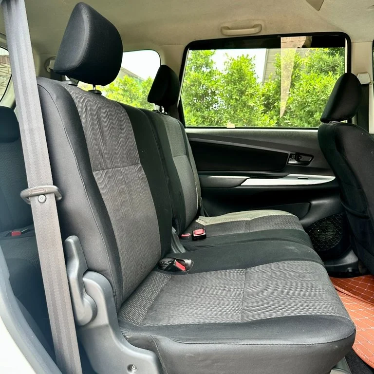 2013 Toyota Avanza II 2