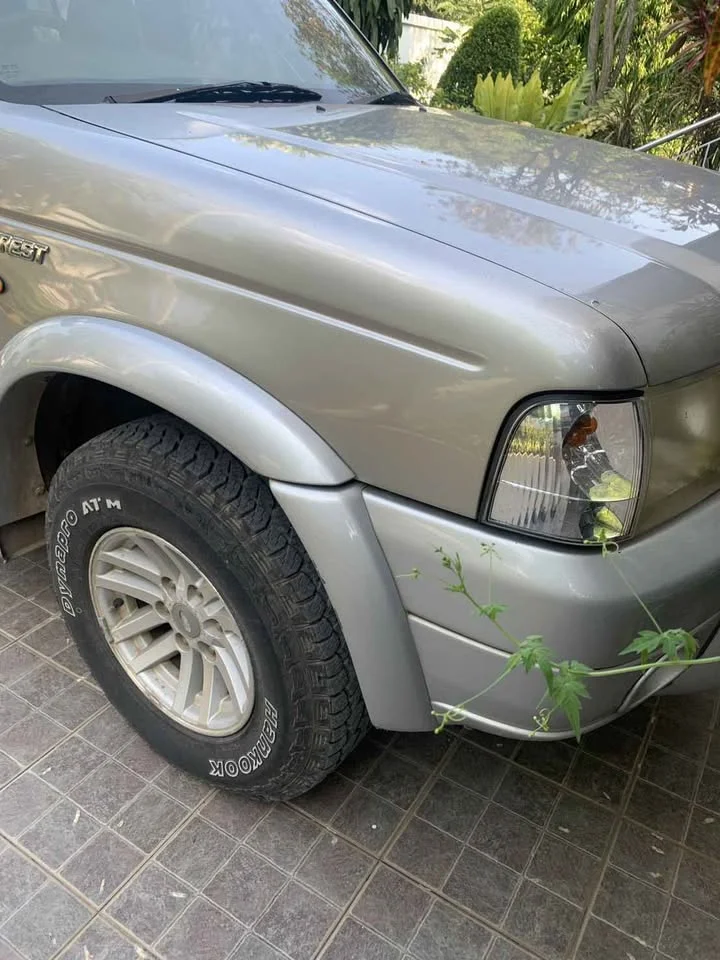 2004 Ford Everest I 2