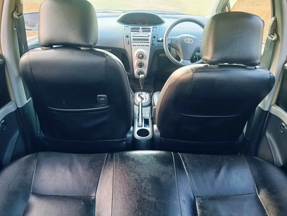 2007 Toyota Yaris II 2