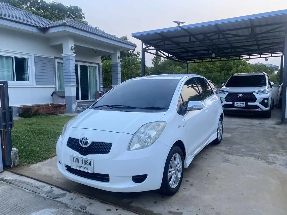 2008 Toyota Yaris II 3