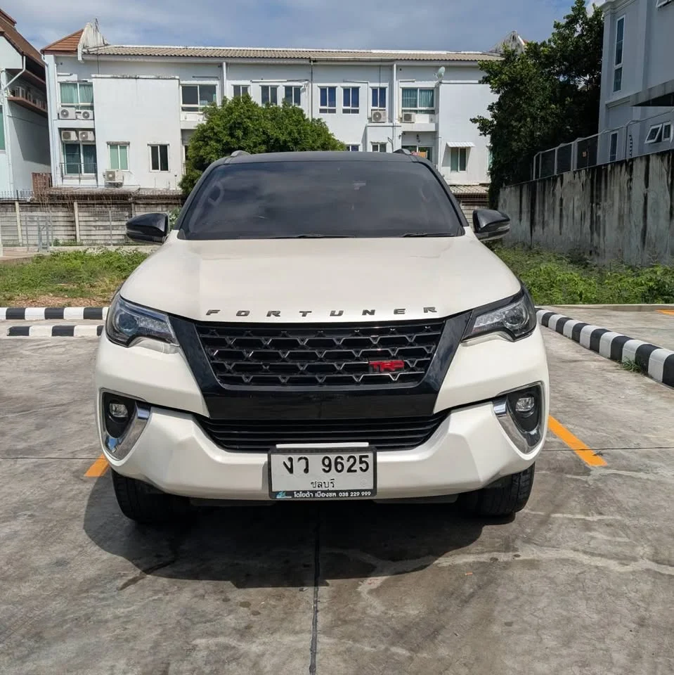 2019 Toyota Fortuner II 2