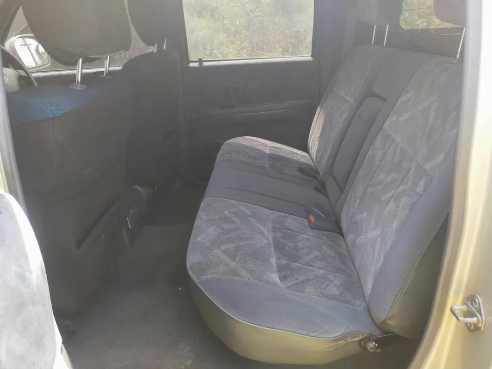 2002 Toyota Hilux Tiger VI 3