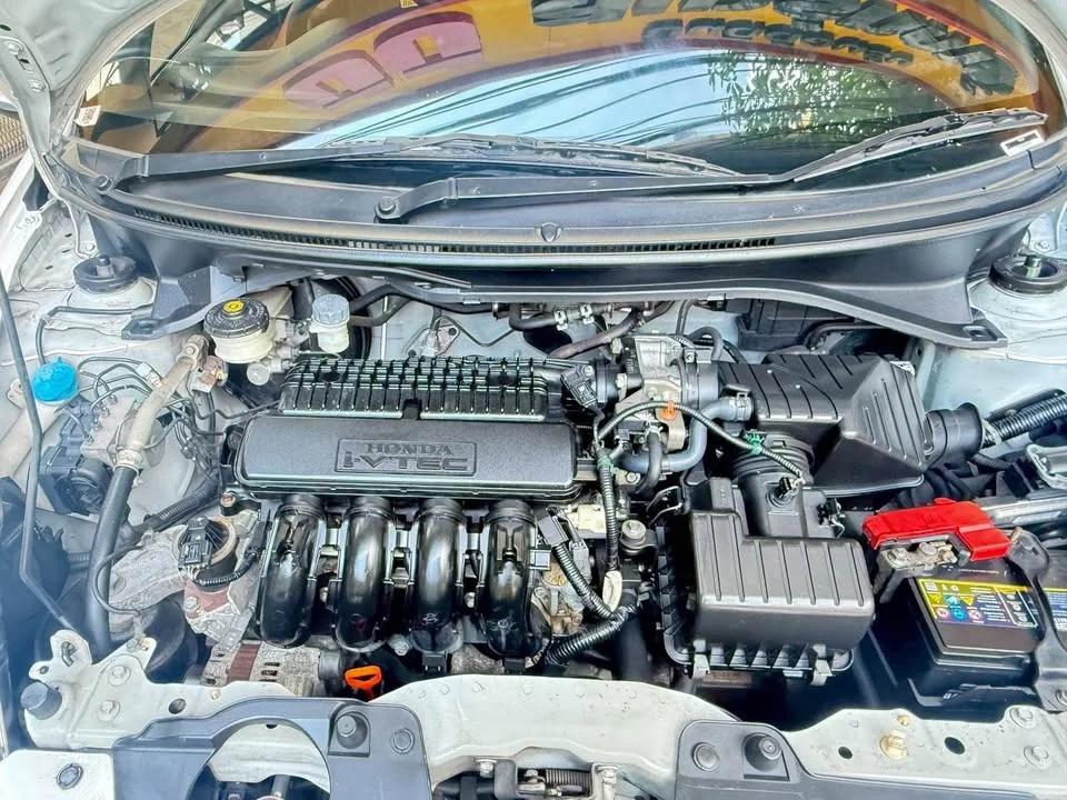 2015 Honda Mobilio II 2