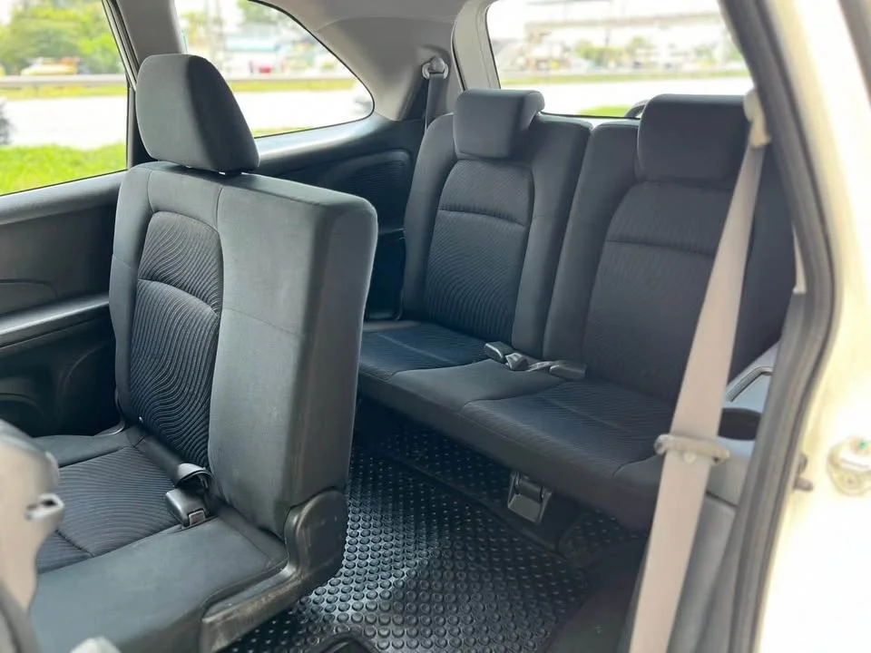 2015 Honda Mobilio II 2