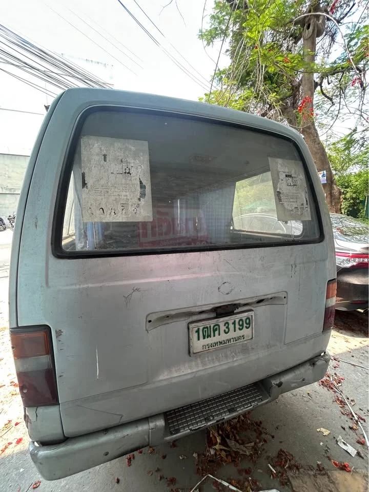 1994 Nissan Urvan IV (E24) 2