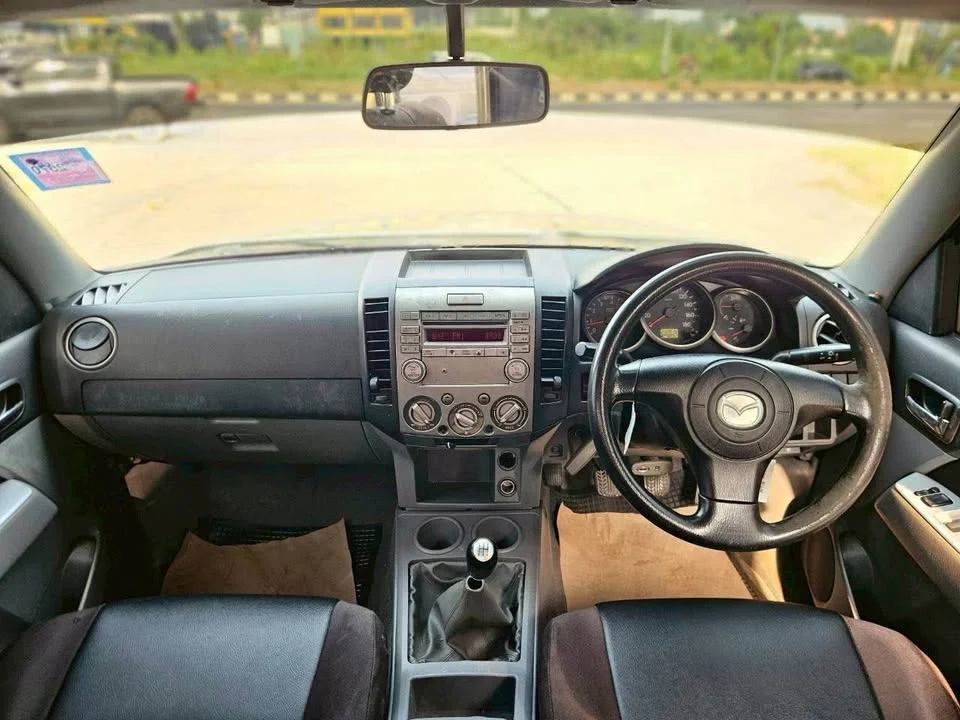 2011 Mazda BT-Series I 2